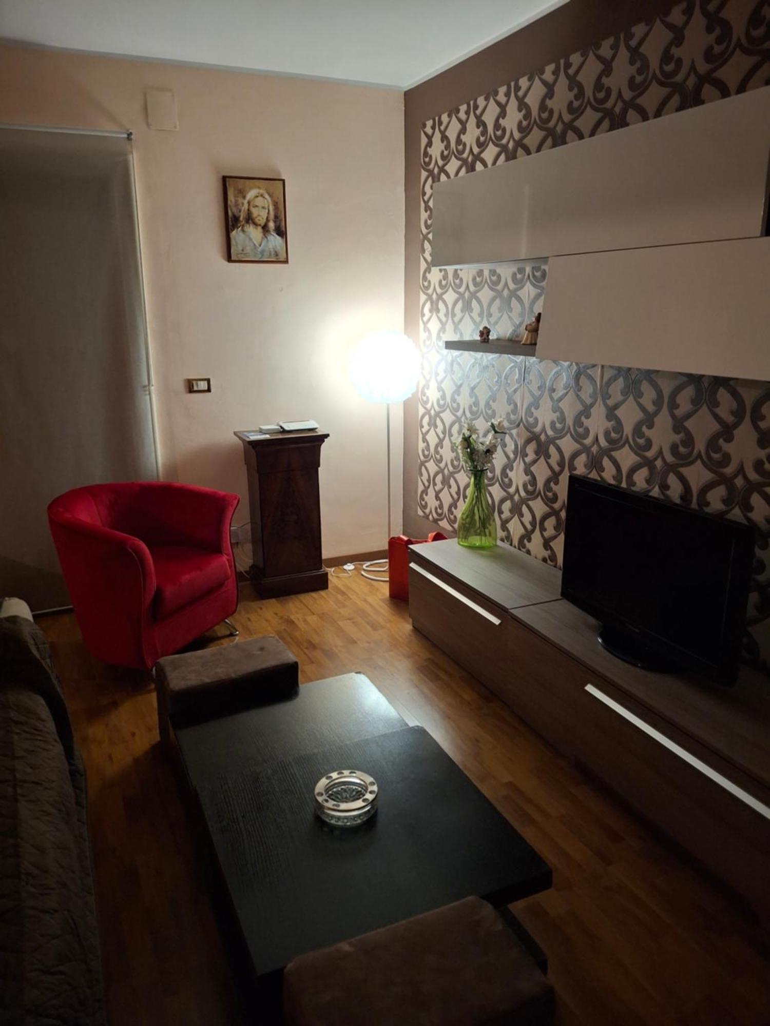 Appartamento Eleonora Sulmona Bagian luar foto